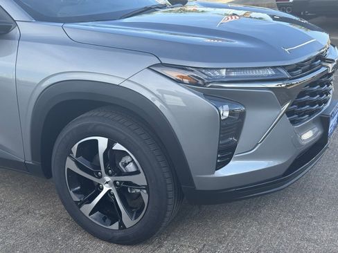 New 2026 Chevrolet Trax RS w/ Driver Confidence Package image 6