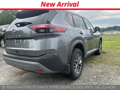 Used 2023 Nissan Rogue S AWD/4WD image 4