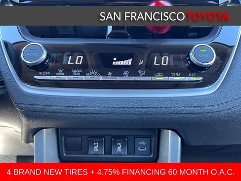 Certified 2024 Toyota Corolla Cross XLE w/ Convenience Package image 27