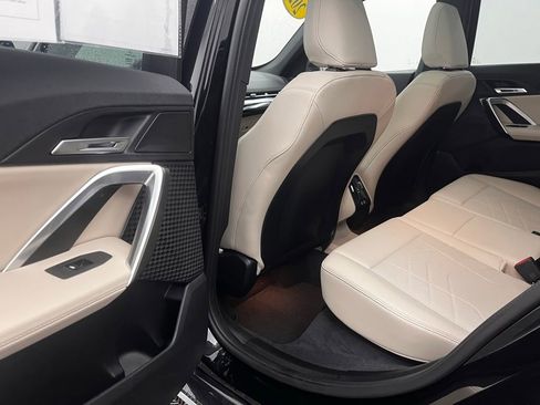 Used 2025 BMW X1 xDrive28i w/ Technology Package image 30