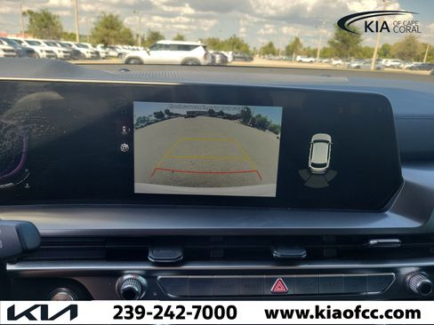 Certified 2024 Kia Telluride LX FWD image 29