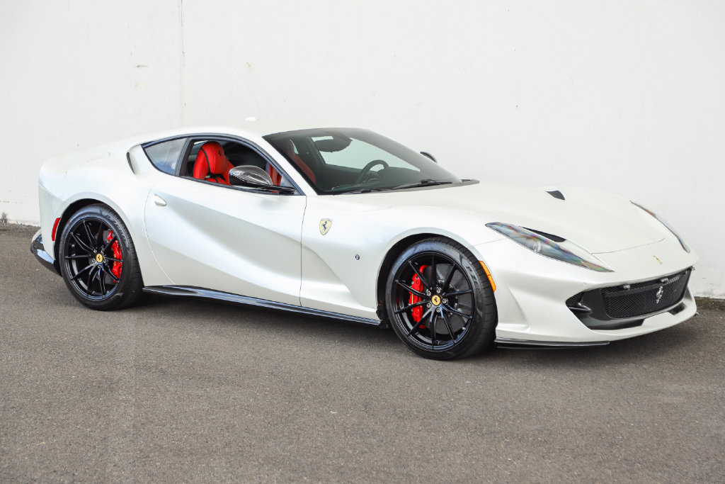 Certified 2018 Ferrari 812 Superfast RWD image 1