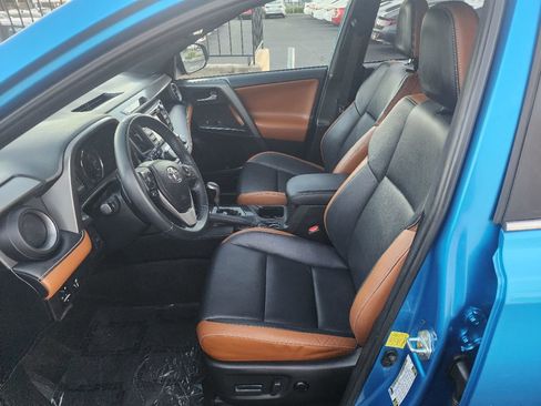 Used 2016 Toyota RAV4 SE image 7