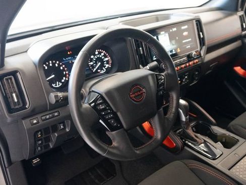 Used 2025 Nissan Frontier Pro-X w/ Pro Convenience Package RWD image 5