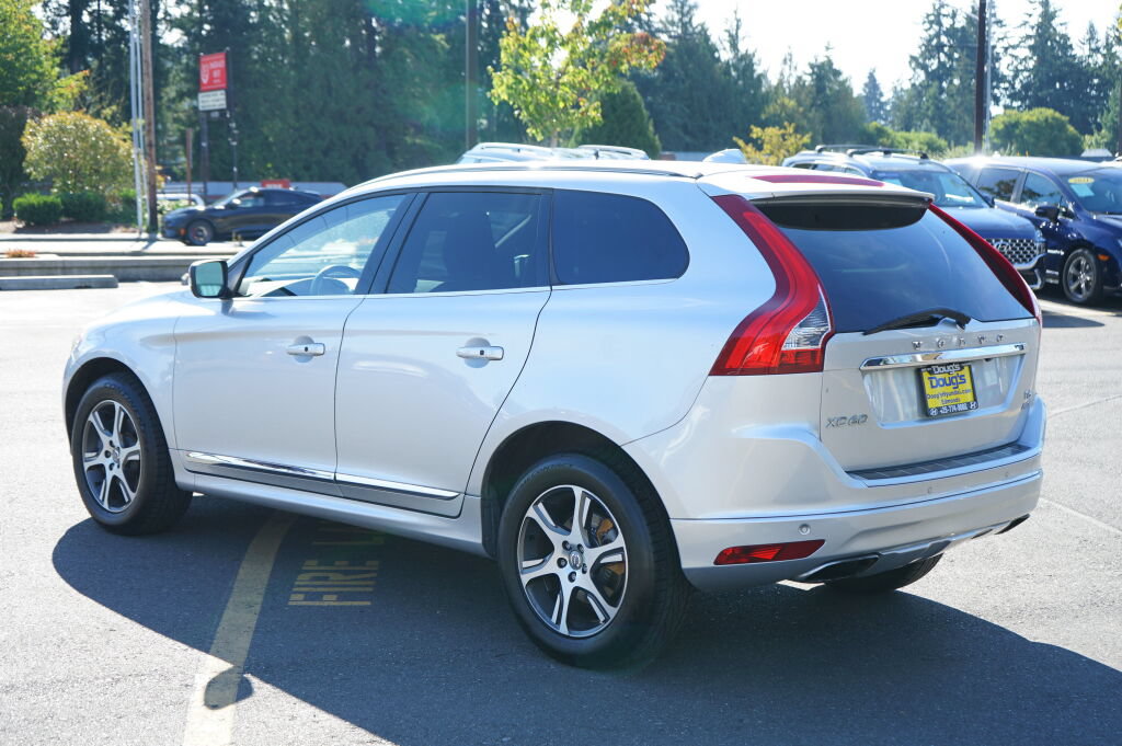 Used 2015 Volvo XC60 T6 w/ Proximity Package AWD/4WD image 7