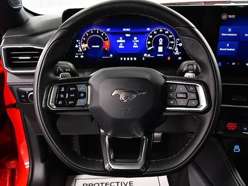 Used 2025 Ford Mustang GT Premium w/ GT Performance Package RWD image 17