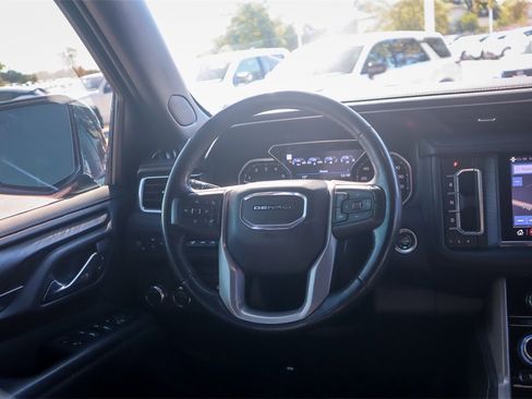 Used 2021 GMC Yukon Denali w/ Denali Ultimate Package image 24