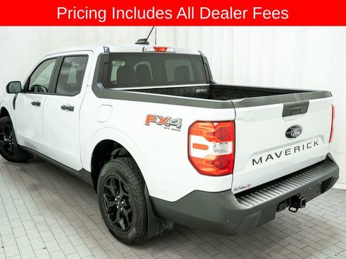 Used 2025 Ford Maverick XLT w/ XLT Luxury Package AWD/4WD image 3