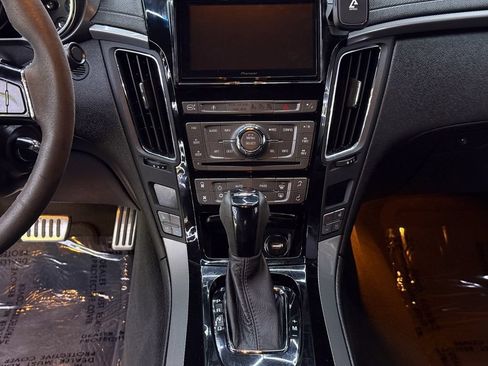 Used 2014 Cadillac CTS V RWD image 20