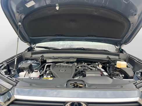 New 2026 Toyota Grand Highlander Limited FWD image 14