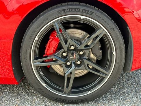 Used 2020 Chevrolet Corvette Stingray Premium Cpe w/ 3LT Preferred Equipment Group image 10