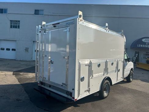 New 2026 Ford E-350 and Econoline 350 Super Duty w/ Power Equipment Group RWD image 3