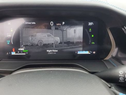 Certified 2022 Jeep Grand Cherokee Trailhawk w/ Advanced Protech Group II image 16