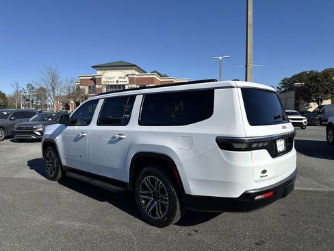 New 2026 Jeep Grand Wagoneer L w/ Premium Group I image 3