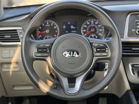 Used 2016 Kia Optima LX image 17
