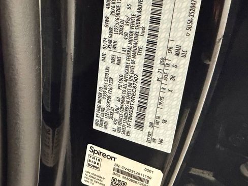 Used 2024 Ford F250 Lariat w/ Lariat Ultimate Package AWD/4WD image 35