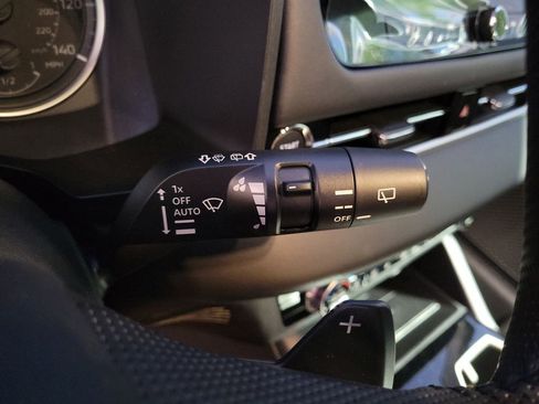 New 2026 Mitsubishi Outlander SE image 12