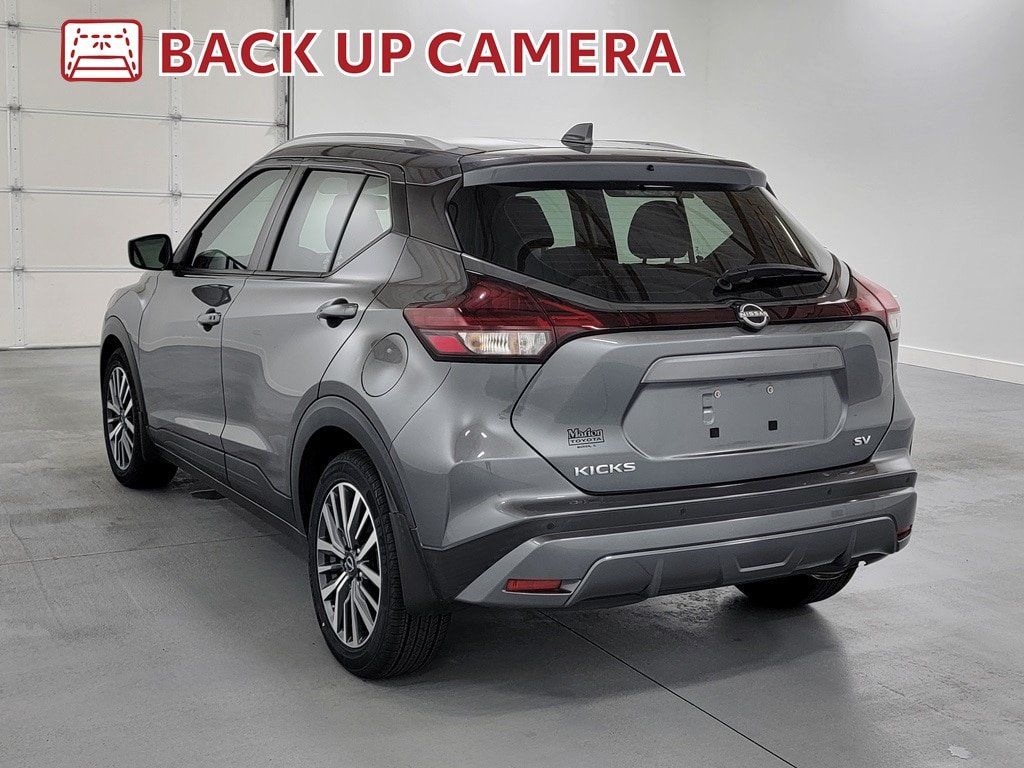 Used 2023 Nissan Kicks SV FWD image 6