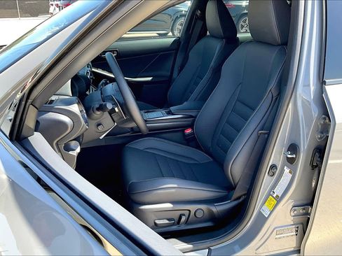 New 2025 Lexus IS 500 F SPORT Performance image 9