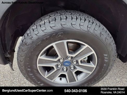 Used 2017 Ford F150 Lariat image 10
