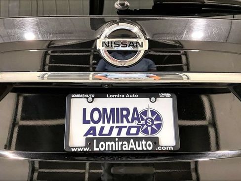 Used 2019 Nissan Rogue SL AWD/4WD image 28