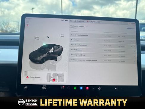 Used 2023 Tesla Model 3 Standard Range image 12