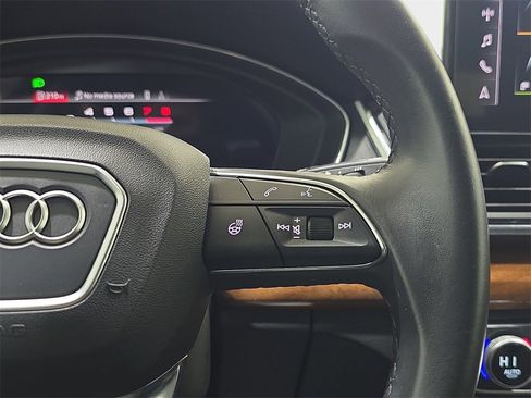 Used 2023 Audi Q5 2.0T Premium Plus w/ Premium Plus Package image 21