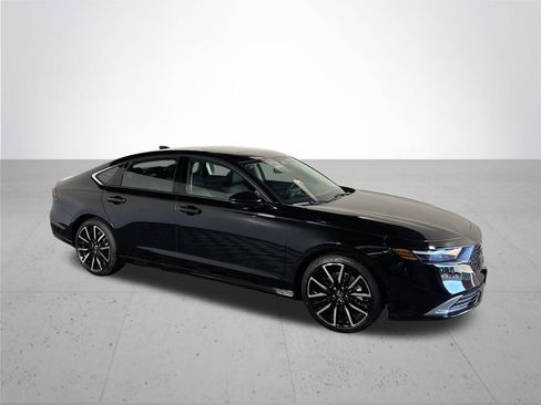 New 2026 Honda Accord Touring image 4