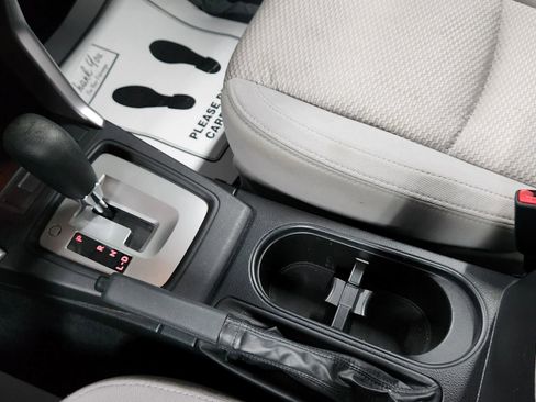 Used 2014 Subaru Forester 2.5i image 30