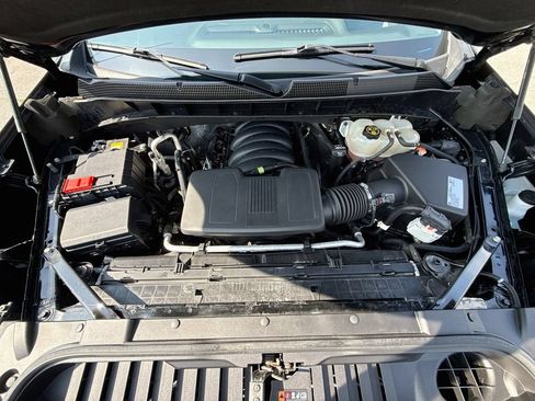 Used 2020 Chevrolet Silverado 1500 LTZ w/ LTZ Plus Package AWD/4WD image 36