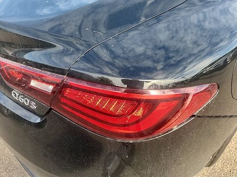 Used 2020 INFINITI Q60 Red Sport 400 w/ Cargo Package RWD image 14