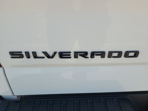 Used 2026 Chevrolet Silverado 1500 Custom w/ LPO, Dark Essentials Package AWD/4WD image 25