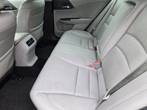 Used 2016 Honda Accord EX-L image 28