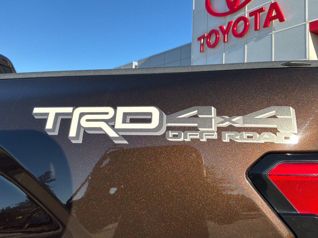 Used 2023 Toyota Tundra Limited w/ TRD Off-Road Package AWD/4WD image 11