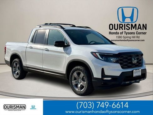 New 2025 Honda Ridgeline TrailSport image 1