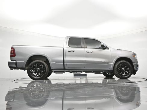Used 2019 RAM 1500 Laramie AWD/4WD image 38