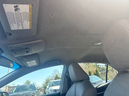 Used 2018 Toyota Camry SE image 21