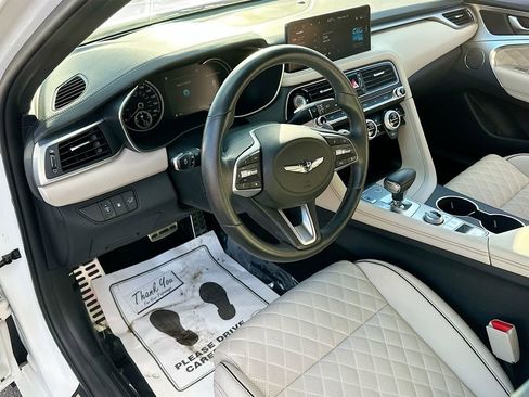 Used 2023 Genesis G70 3.3T w/ Sport Prestige Package image 9