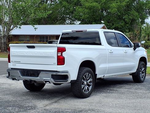 Used 2022 Chevrolet Silverado 1500 LT image 4
