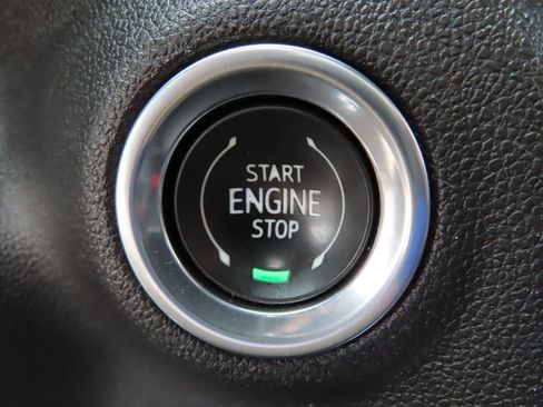 Certified 2020 Chevrolet Silverado 1500 RST AWD/4WD image 11