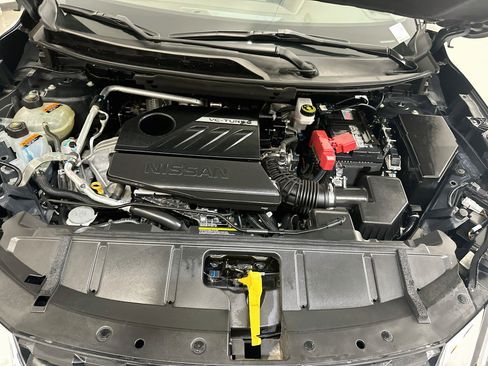 Used 2023 Nissan Rogue S AWD/4WD image 33