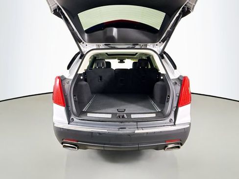 Used 2019 Cadillac XT5 Luxury image 29
