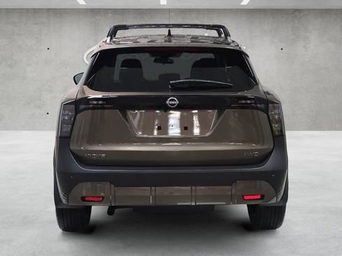 New 2026 Nissan Kicks SV image 15