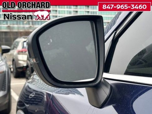 Used 2024 Nissan Pathfinder SL image 9