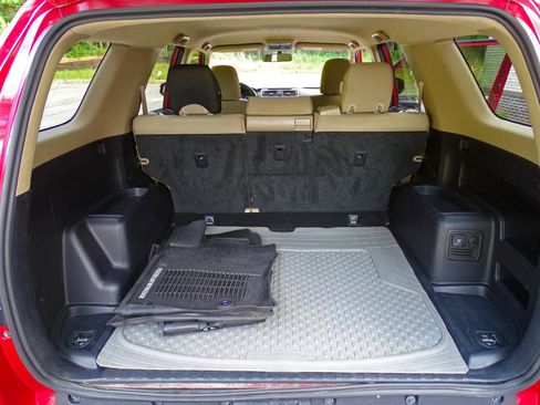 Used 2018 Toyota 4Runner SR5 RWD image 28