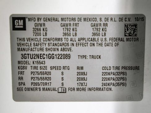 Used 2016 GMC Sierra 1500 SLT w/ All-Terrain Package AWD/4WD image 57