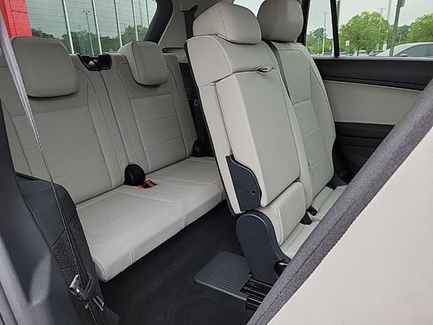 Used 2019 Volkswagen Tiguan SE w/ 3rd Row Seat Package AWD/4WD image 15