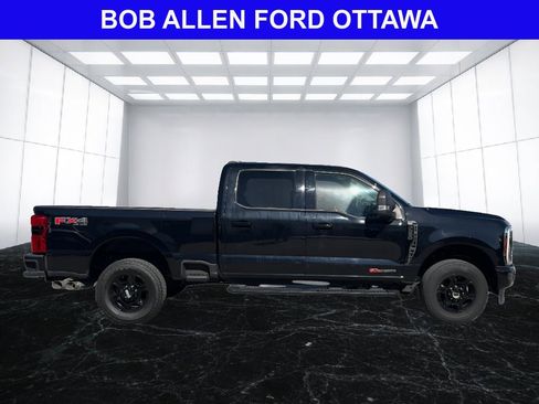 Used 2023 Ford F250 XLT w/ XLT Premium Package AWD/4WD image 13