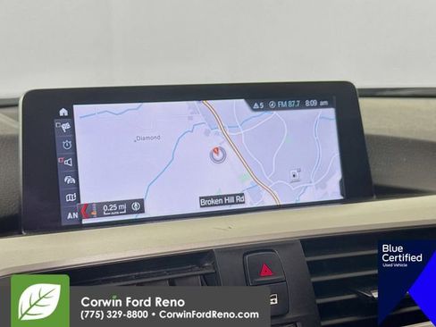 Used 2018 BMW 320i xDrive Sedan AWD/4WD image 17
