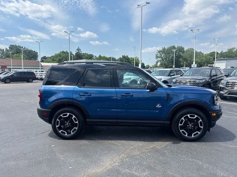 Used 2024 Ford Bronco Sport Outer Banks w/ Tech Package AWD/4WD image 6